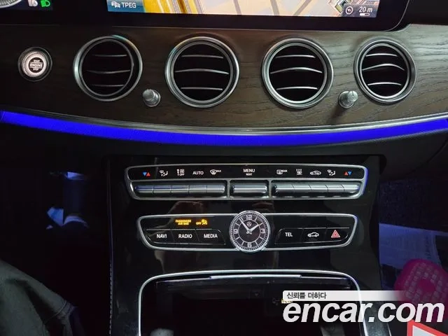 Mercedes-Benz E-Class W213 2020 Серый из Кореи, фото 5