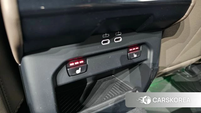 BMW 5 Series (G60) 2025 Белый из Кореи, фото 5