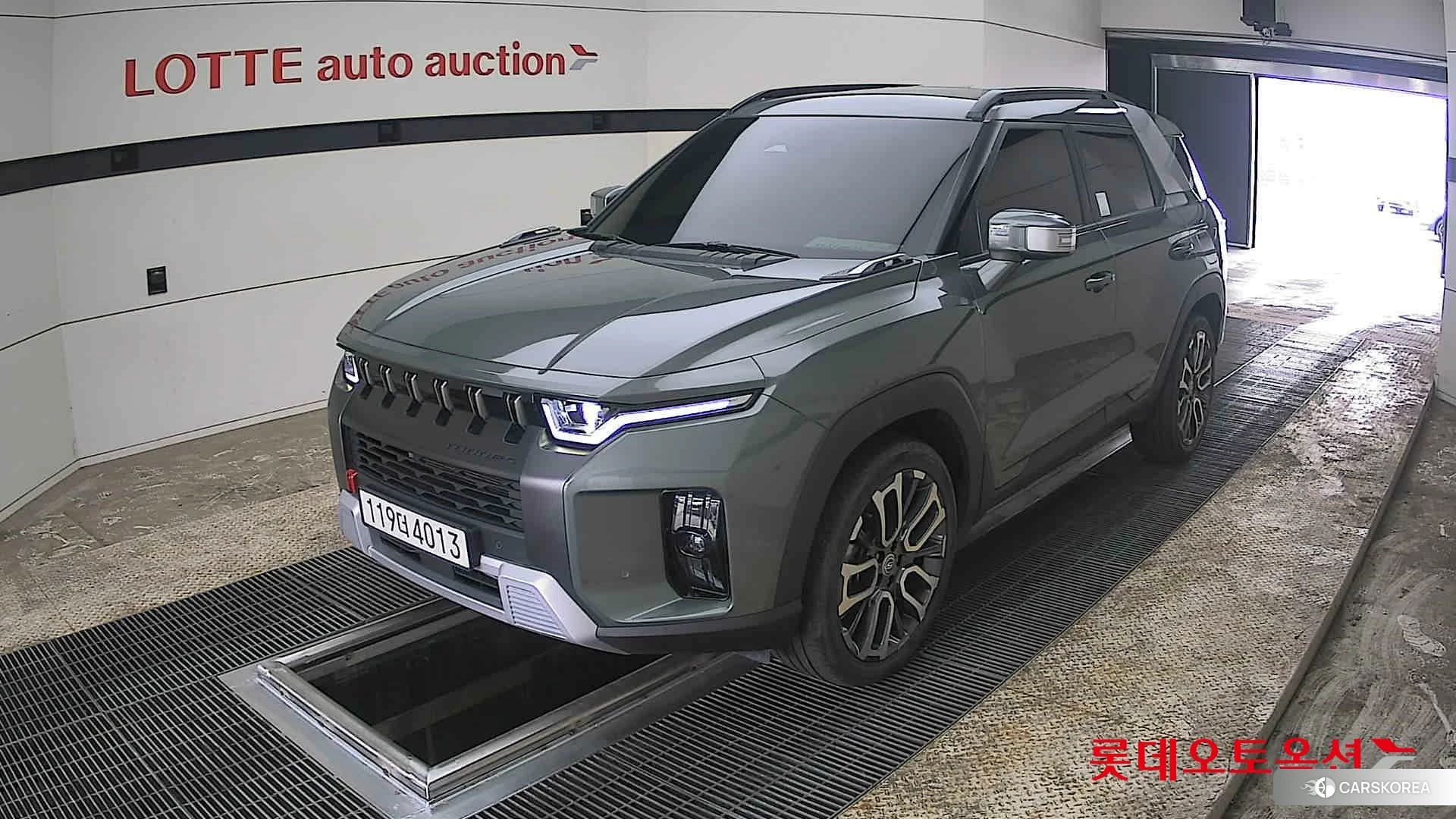 SsangYong Torres 2023 Forest Green из Кореи, фото 5