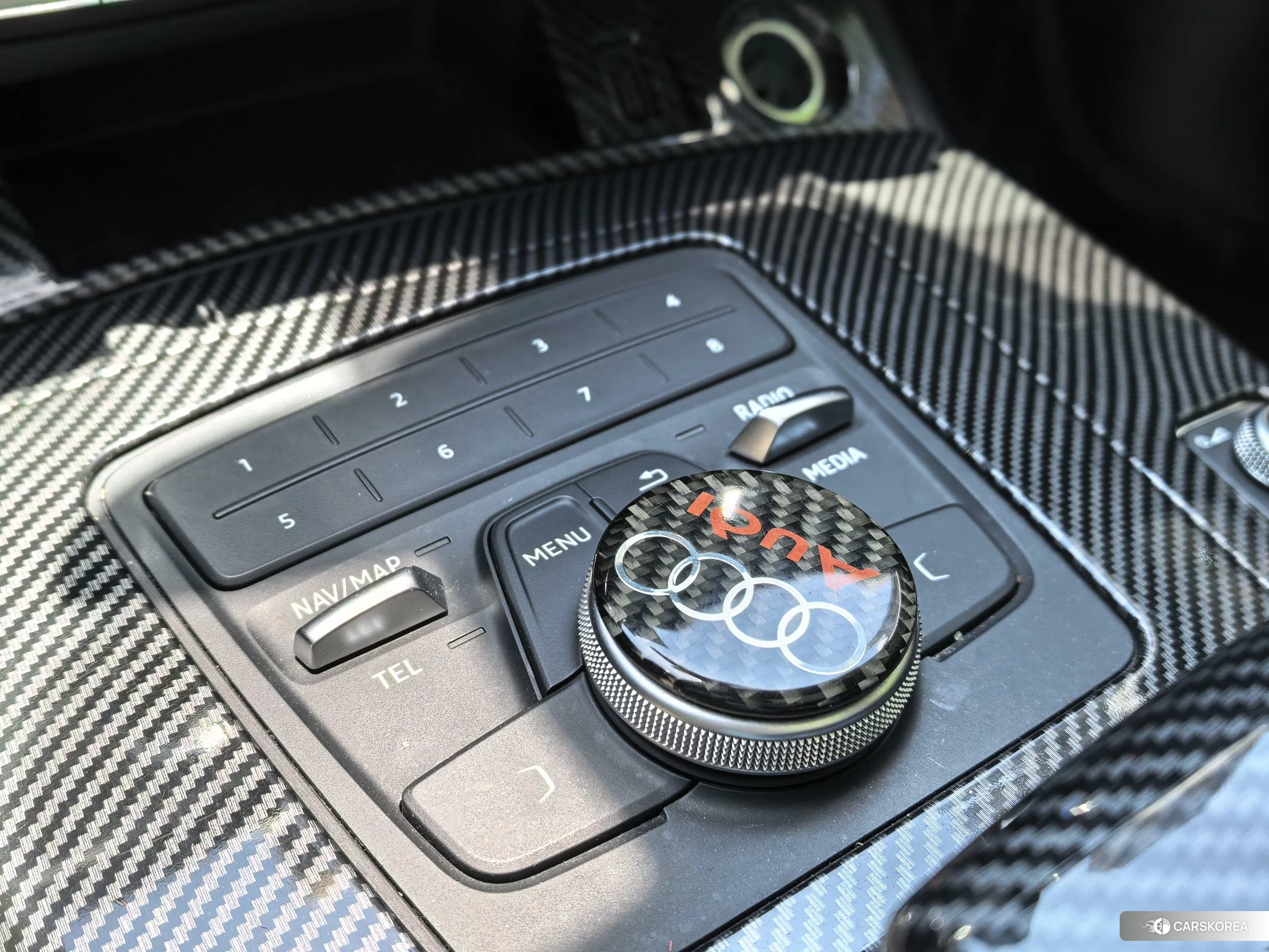 Audi Q5L 2020 Черный из Китая, фото 5