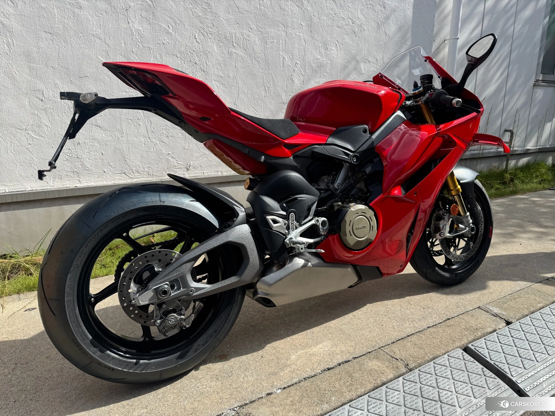 Проданный Ducati PANIGALE V4 S 2025 из Японии