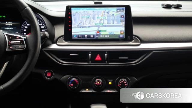 Kia The New K3 2nd generation 2022 Белый из Кореи, фото 5