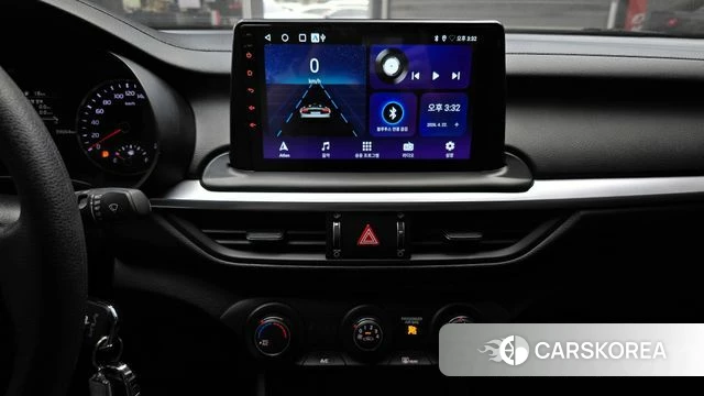 Kia The New K3 2nd generation 2022 Белый из Кореи, фото 5