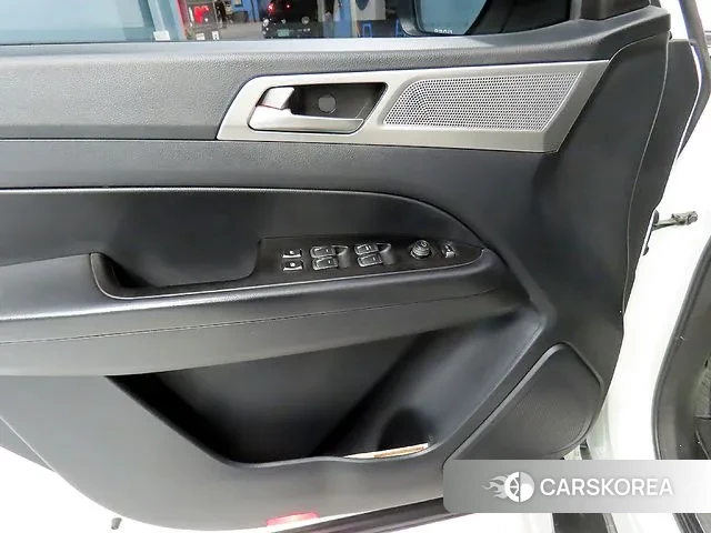 Ssangyong Rexton Sports 2019 Белый из Кореи, фото 5