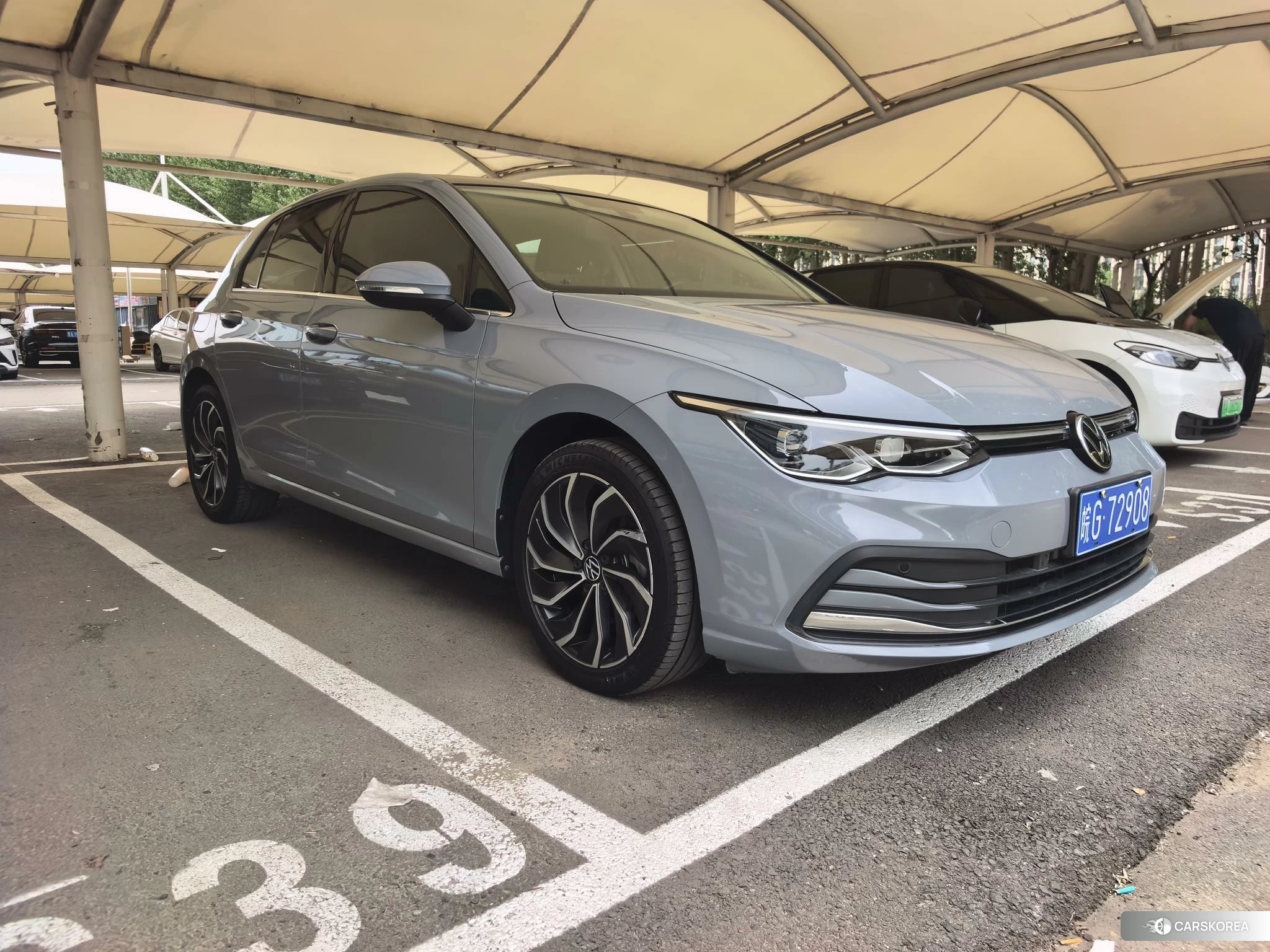 Volkswagen Golf 2020 Серебристо-серый из Китая, фото 5