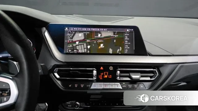 BMW 1 Series (F40) 2024 Белый из Кореи, фото 5