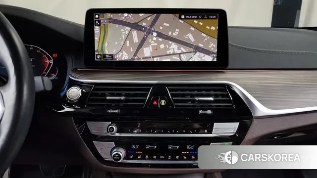 BMW 5 Series (G30) 2020 Синий из Кореи, фото 5