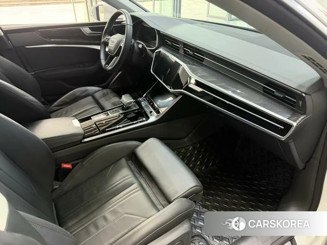Audi A7 2022 Белый из Китая, фото 5