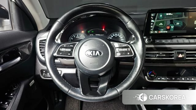 Kia Seltos 2020 Белый из Кореи, фото 5