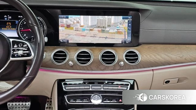 Mercedes-Benz E-Class W213 2019 Белый из Кореи, фото 5
