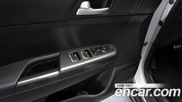 Kia Sportage The Bold 2021 Серебряный из Кореи, фото 5