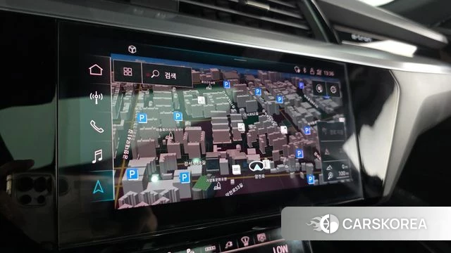 Audi e-Tron 2023 Черный из Кореи, фото 5