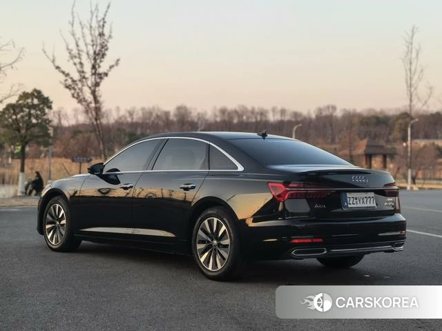 Audi A6L 2021 Черный из Китая, фото 5