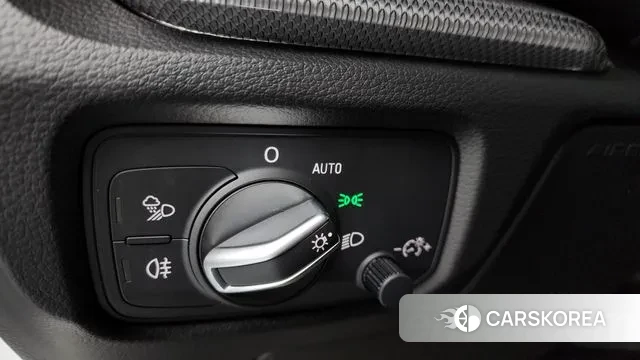 Audi New A3 2020 Белый из Кореи, фото 5