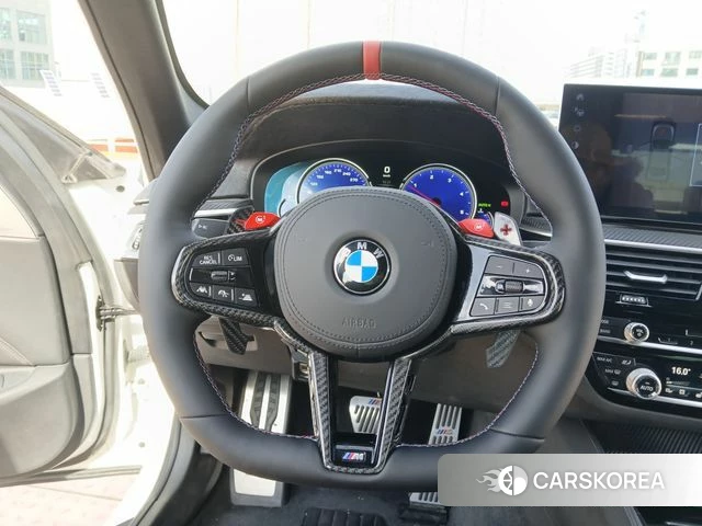 BMW 5 Series (G30) 2018 Белый из Кореи, фото 5
