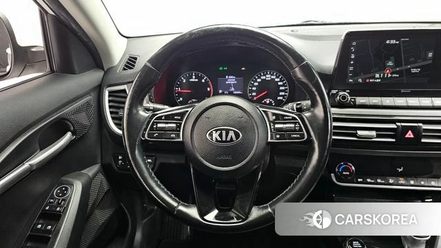 Kia Seltos 2021 Белый из Кореи, фото 5