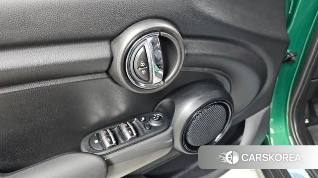 Mini Cooper 2020 Зеленый из Кореи, фото 5