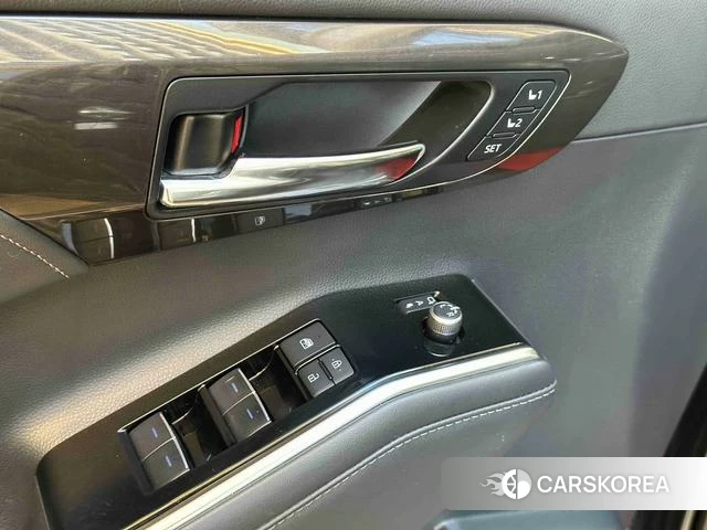 Toyota Crown Lufang 2023 Черный из Китая, фото 5