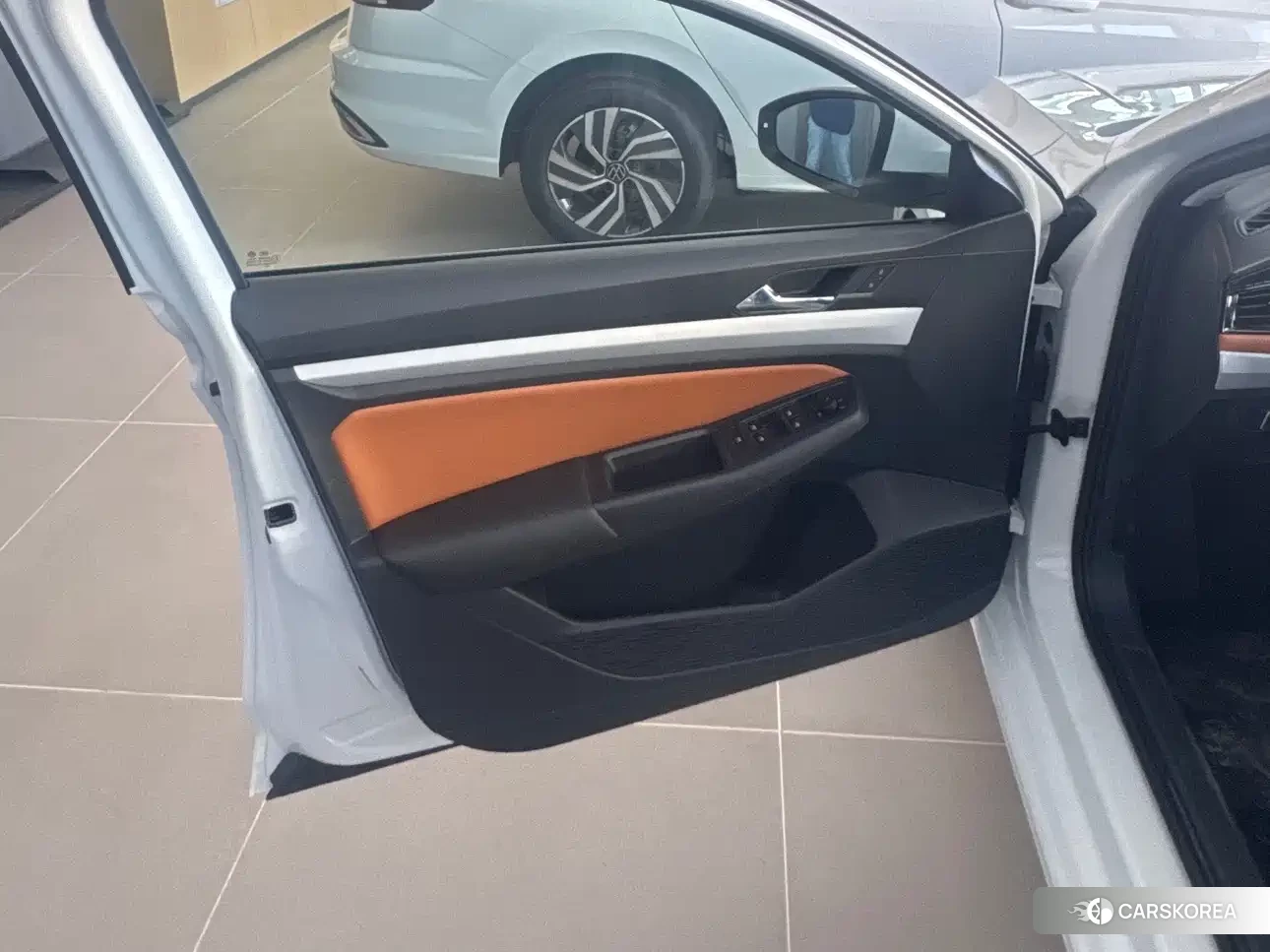 Volkswagen Bora 2026 Белый из Китая, фото 5