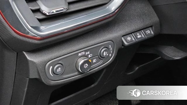 Chevrolet (GM Daewoo) Trailblazer 2022 Черный из Кореи, фото 5