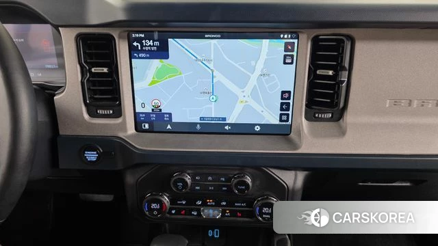 Ford Bronco 6th Generation 2024 Серебристо-серый из Кореи, фото 5