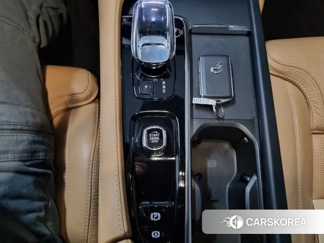 Volvo XC90 second Generation 2022 Белый из Кореи, фото 5