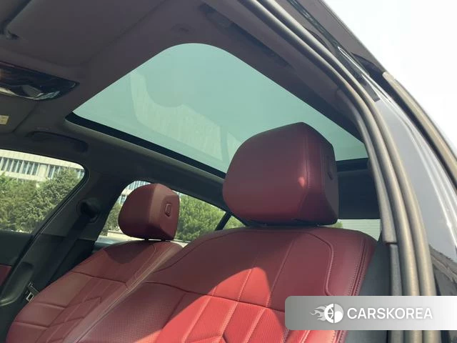 BMW 5 series 2024 Черный из Китая, фото 5