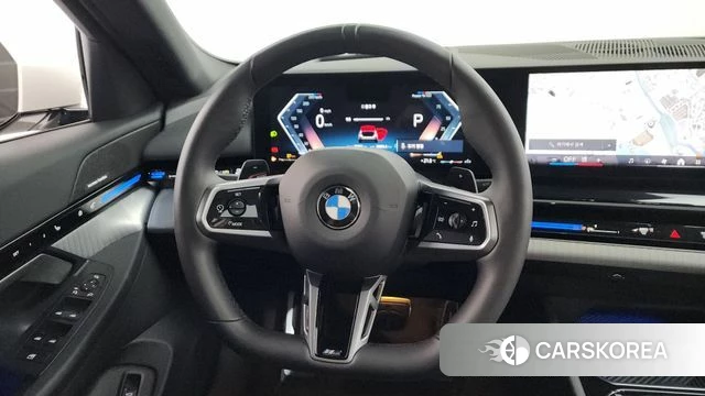 BMW 5 Series (G60) 2024 Белый из Кореи, фото 5