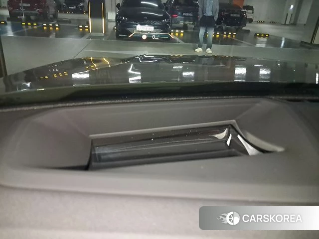 BMW 3 Series (G20) 2023 Белый из Кореи, фото 5