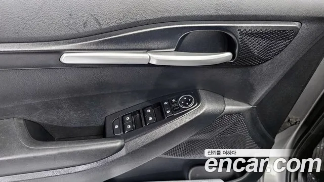 Kia Seltos 2021 Серебряный из Кореи, фото 5