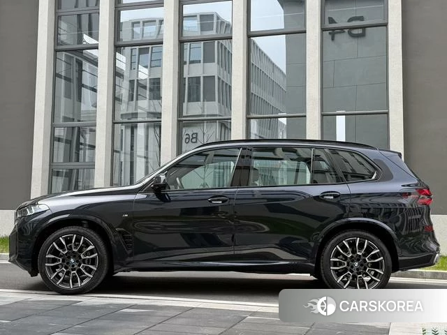 BMW X5 2026 Черный из Китая, фото 5