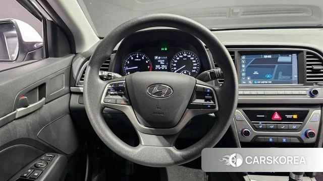 Hyundai Avante AD 2018 Белый из Кореи, фото 5
