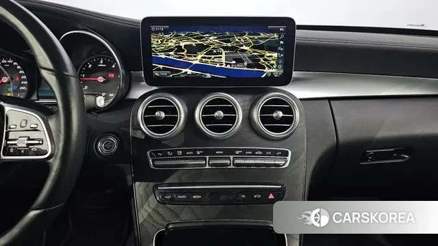 Mercedes-Benz C-Class W205 2019 Песочный из Кореи, фото 5