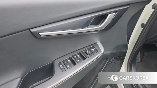 Kia EV6 2021 Жемчужный цвет из Кореи, фото 5