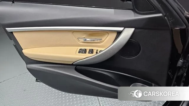 BMW 3 Series (F30) 2018 Черный из Кореи, фото 5