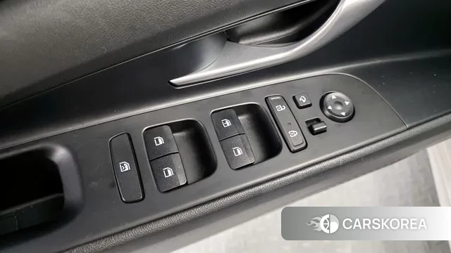 Hyundai Avante (CN7) 2021 Серебристо-серый из Кореи, фото 5