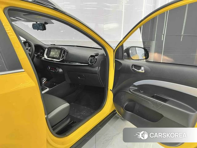 Kia Yi Ran 2022 Желтый из Китая, фото 5