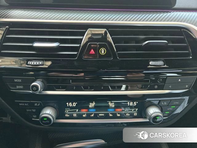 BMW 5 Series (G30) 2018 Серый из Кореи, фото 5