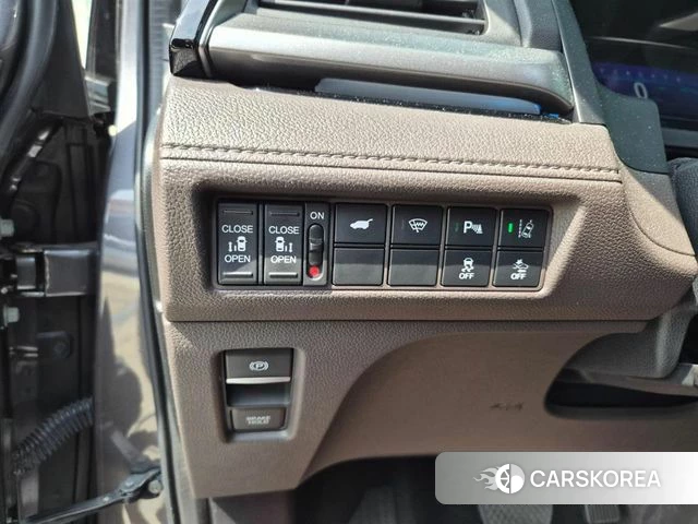 Honda Odyssey 2019 Серый из Кореи, фото 5