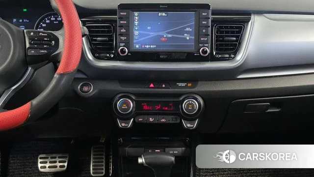 Kia Stonic 2019 Белый из Кореи, фото 5