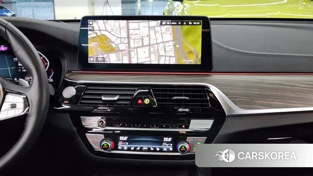 BMW 6 Series GT (G32) 2022 Черный из Кореи, фото 5