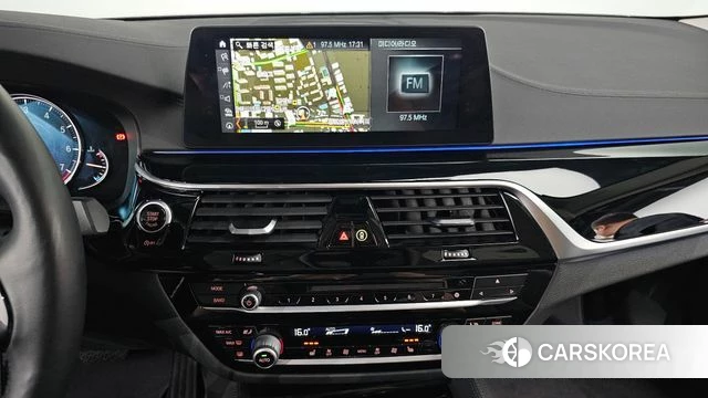 BMW 5 Series (G30) 2018 Черный из Кореи, фото 5