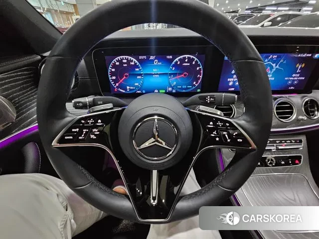 Mercedes-Benz E-Class W213 2022 Белый из Кореи, фото 5