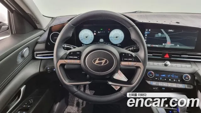 Hyundai The New Avante (CN7) 2023 Белый из Кореи, фото 5