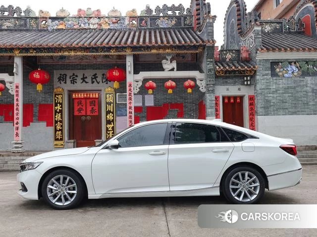 Honda Accord 2023 Белый из Китая, фото 5