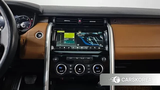 Land Rover Discovery 5 2018 Черный из Кореи, фото 5