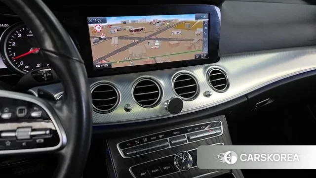 Mercedes-Benz E-Class W213 2020 Белый из Кореи, фото 5