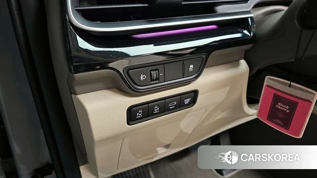 Kia The New Carnival 4th Generation 2024 Серебристо-серый из Кореи, фото 5