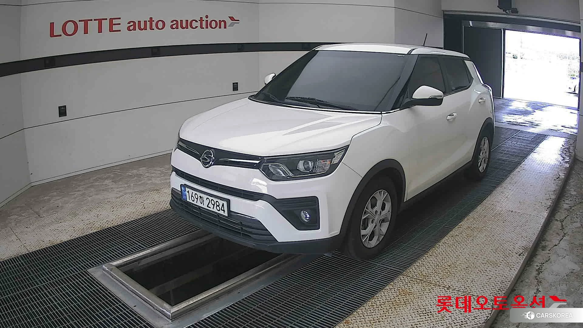 SsangYong Tivoli 2022 Grand White из Кореи, фото 5