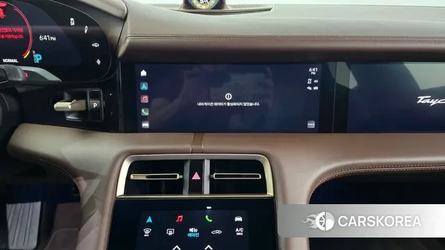 Porsche Taycan 2021 Серебристо-серый из Кореи, фото 5